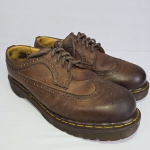 Dr Marten Made In England Wingtip UK 11 US 9 Brown Leather Brogue 3989/34 Oxford